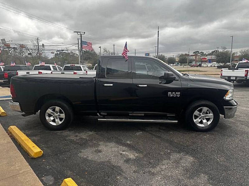 2013 RAM 1500 SLT