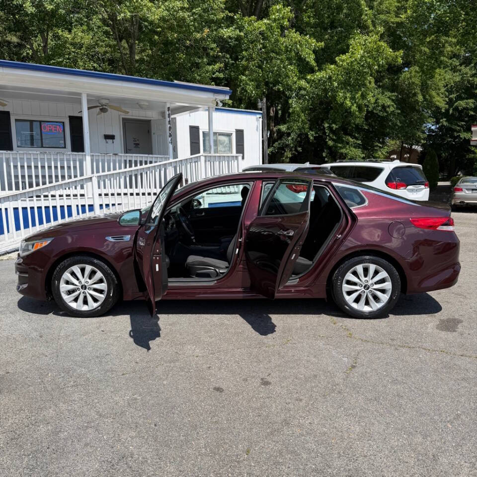 PURPLE 2017 Kia Optima LX LX 4dr Sedan 16