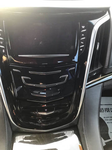 2018 Cadillac Escalade Platinum