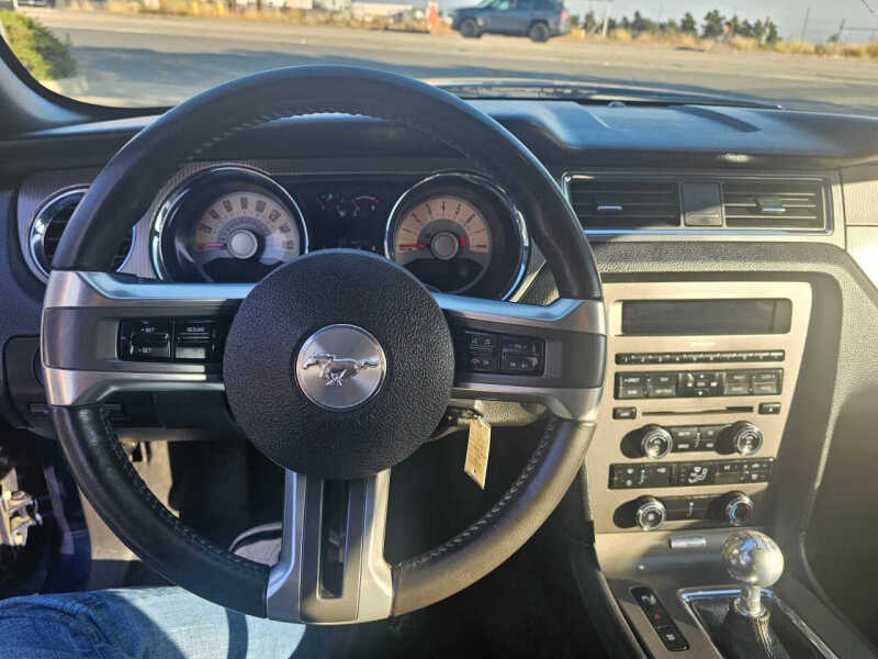 2011 Ford Mustang GT Premium
