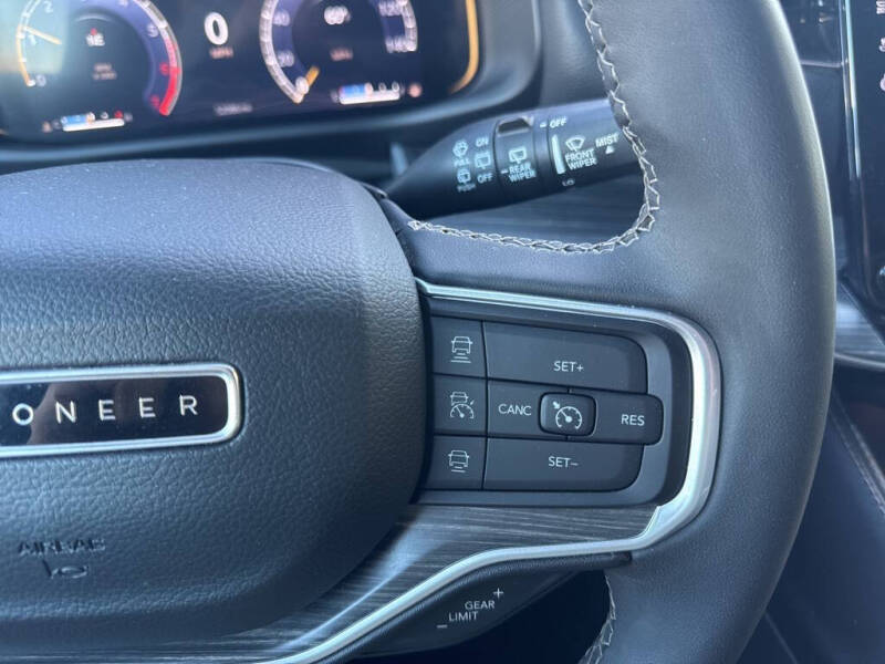 2023 Jeep Wagoneer L Series II