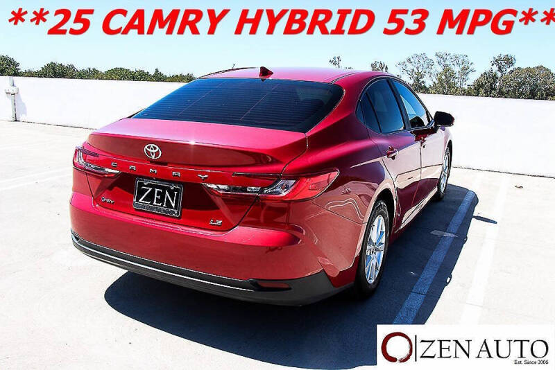 2025 Toyota Camry LE
