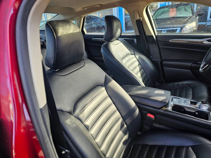 2019 Ford Fusion SEL