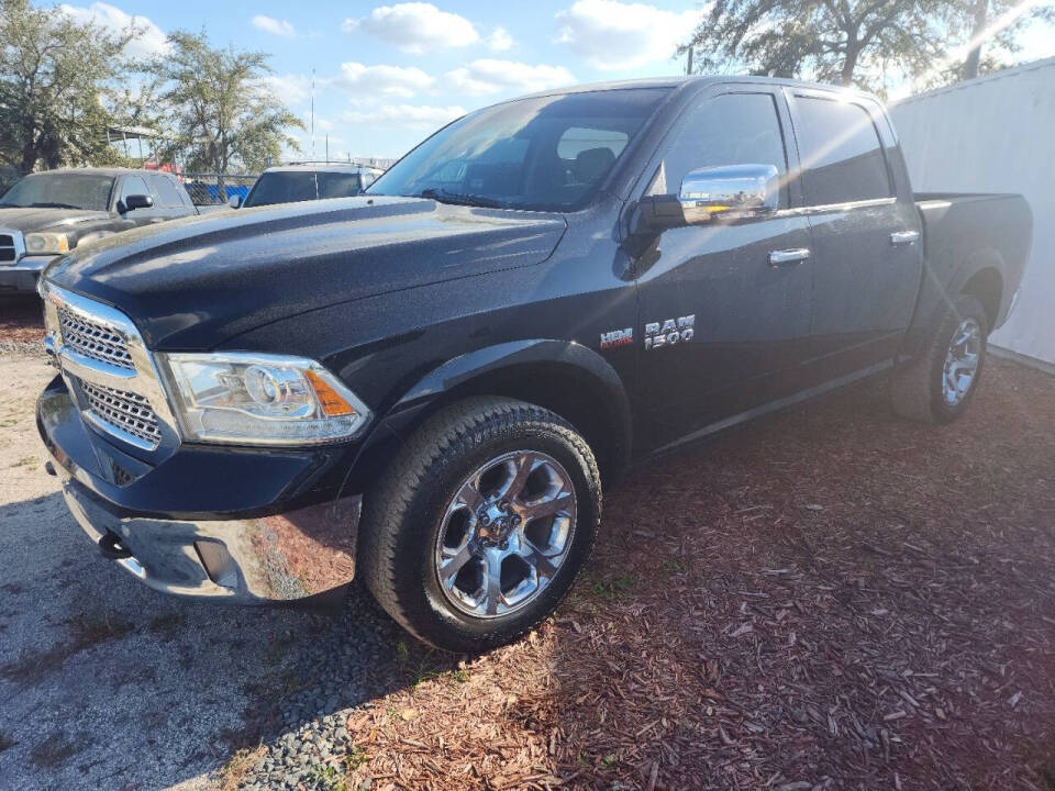 2015 RAM Ram 1500 Pickup Laramie's photo