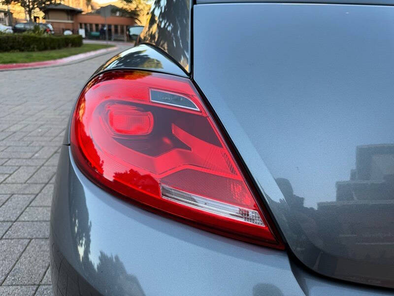 2012 Volkswagen Beetle 2.5L PZEV