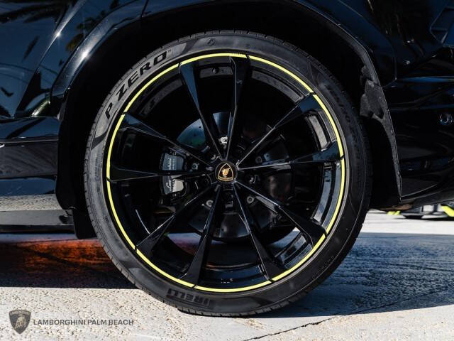 2022 Lamborghini Urus