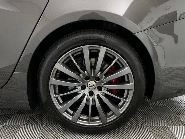 2022 Maserati Ghibli Modena Q4