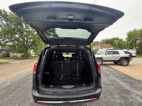 2022 Chrysler Pacifica Touring