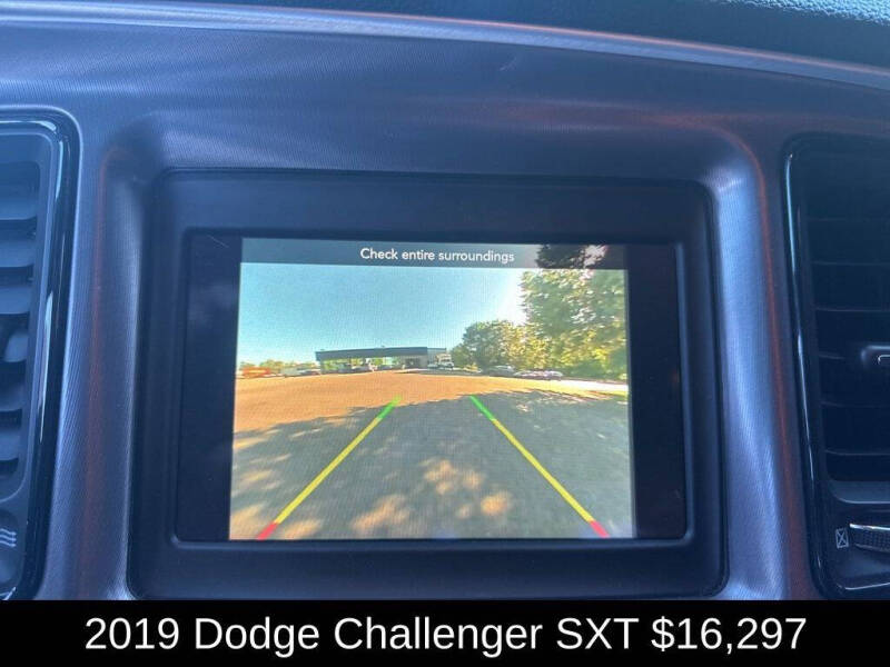 2019 Dodge Challenger SXT
