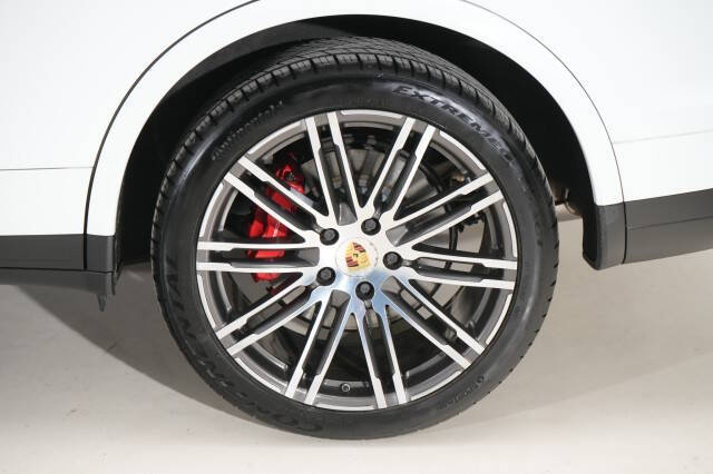 2017 Porsche Cayenne Turbo