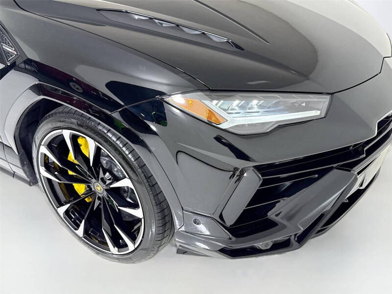 2024 Lamborghini Urus S