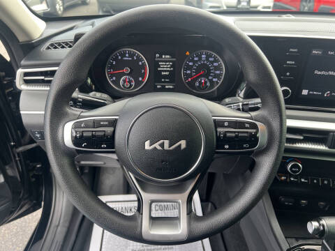 2022 Kia K5