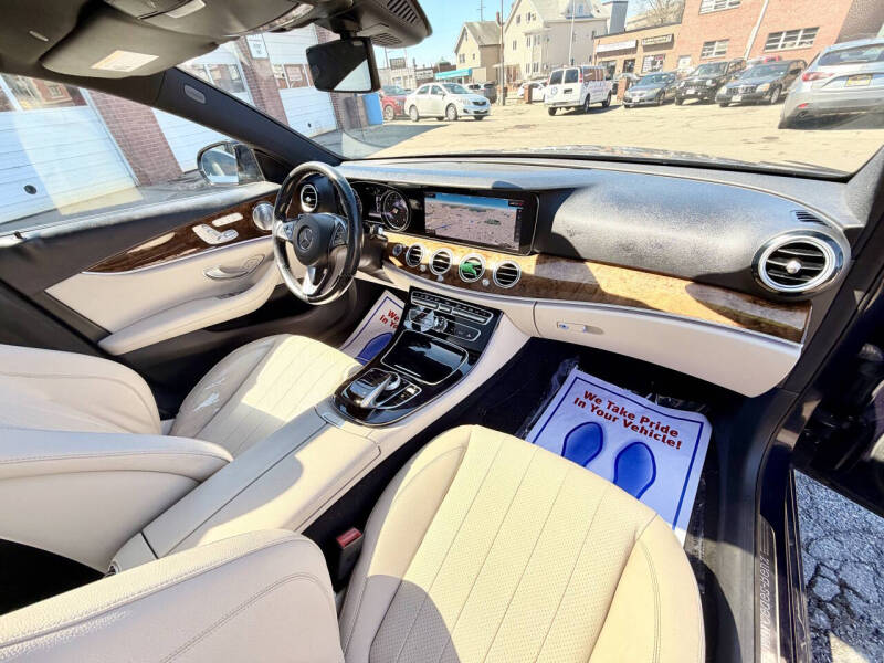 2017 Mercedes-Benz E-Class E 300 4MATIC