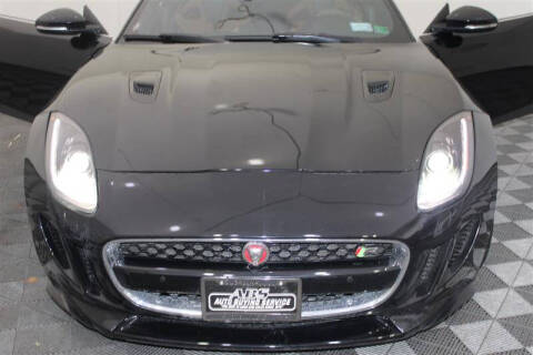 2016 Jaguar F-TYPE R