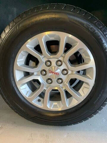 2017 GMC Yukon XL SLE