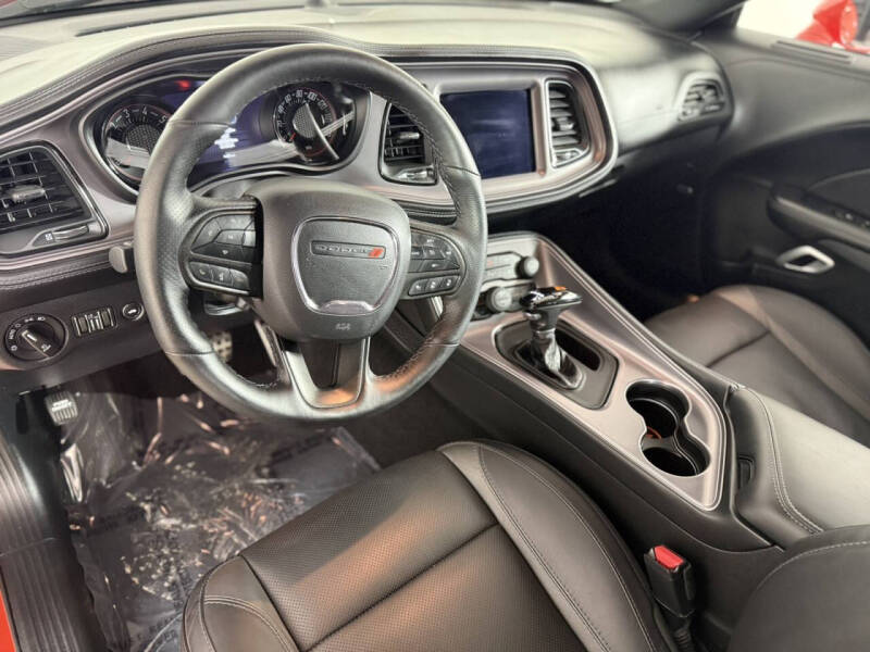 2023 Dodge Challenger SXT