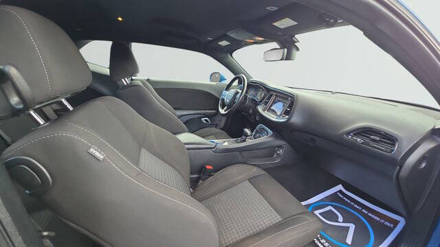 2021 Dodge Challenger SXT