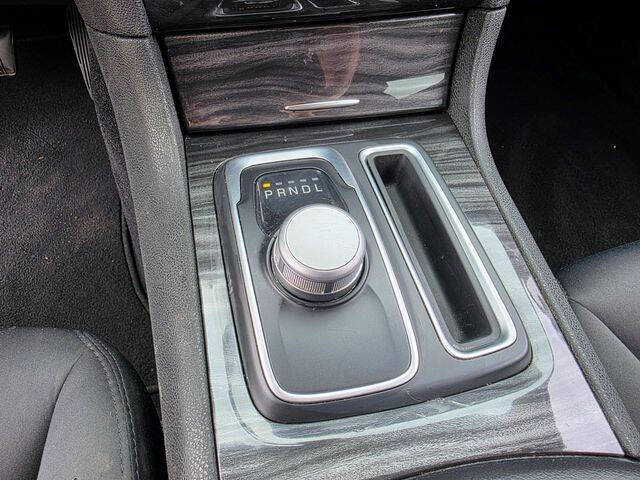 2022 Chrysler 300 Touring