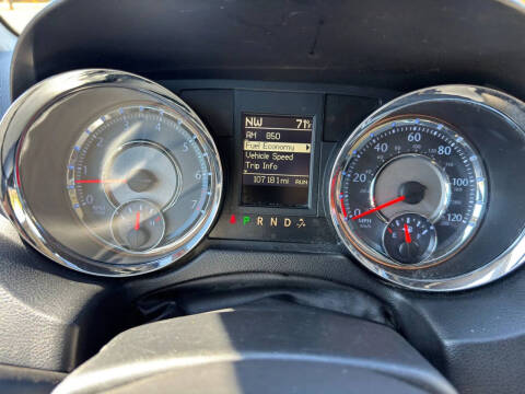 2014 Chrysler Town and Country Touring