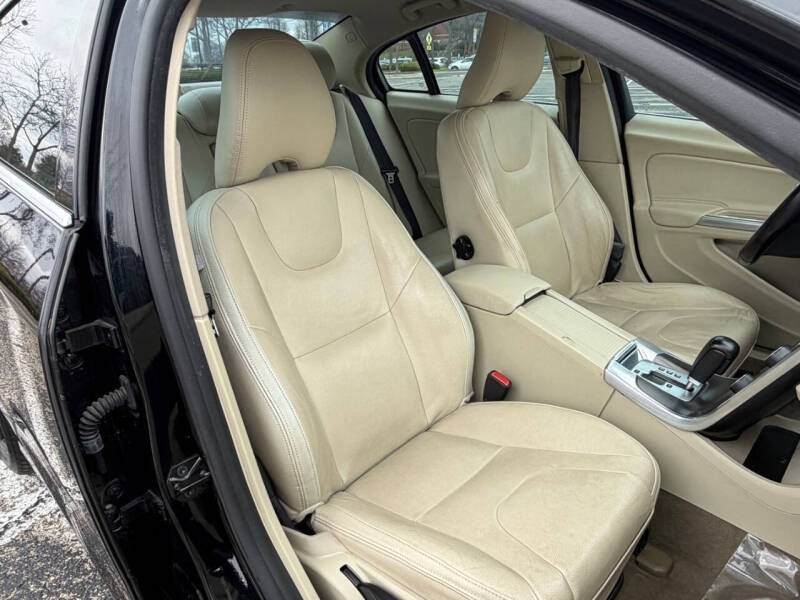 2012 Volvo S60 T5