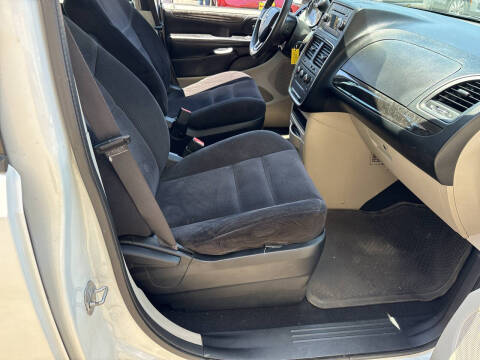 2014 Dodge Grand Caravan American Value Package