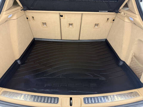 2015 Porsche Macan S