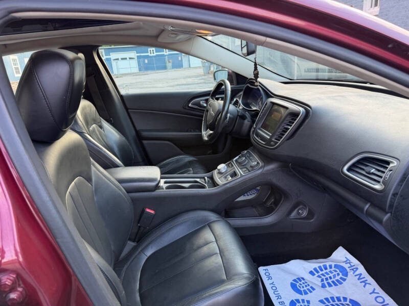 2015 Chrysler 200 C