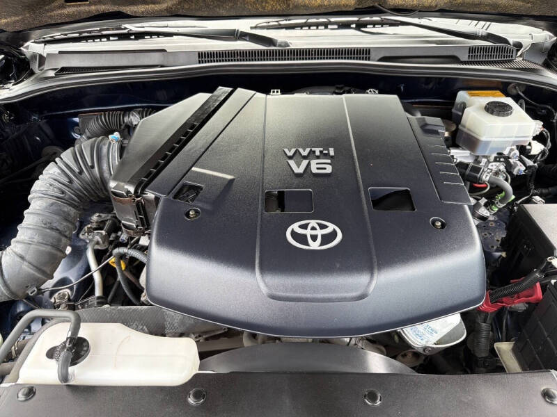 2004 Toyota 4Runner SR5