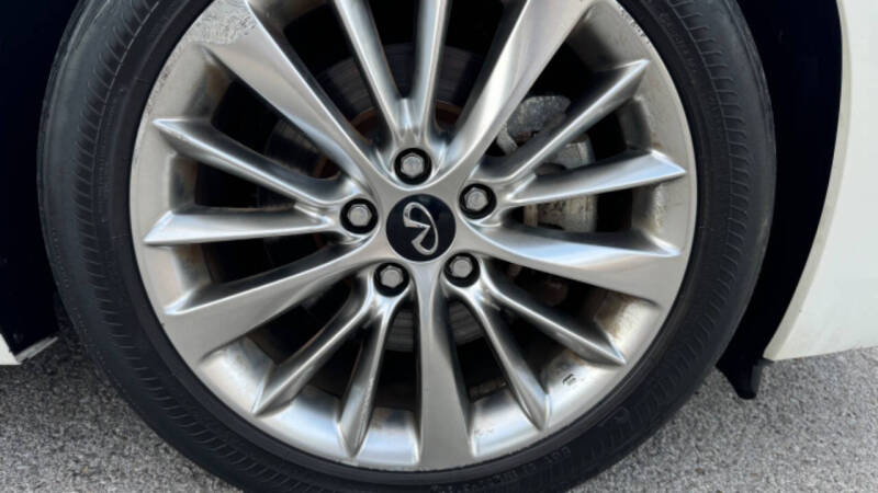 2021 Infiniti Q50 Luxe