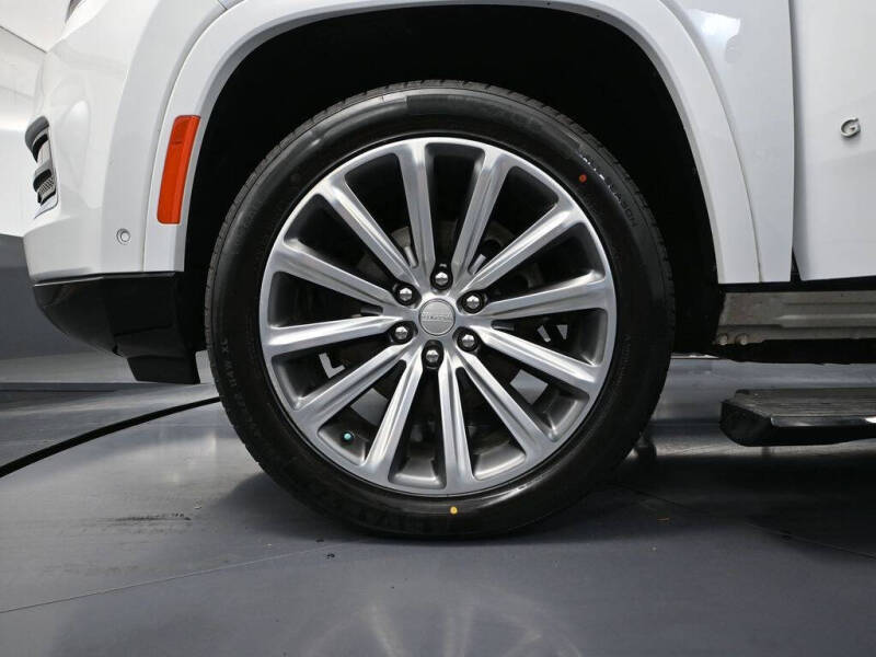 2023 Jeep Grand Wagoneer L Series II