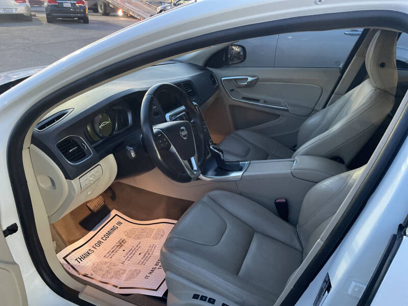 2014 Volvo S60 T5 Premier