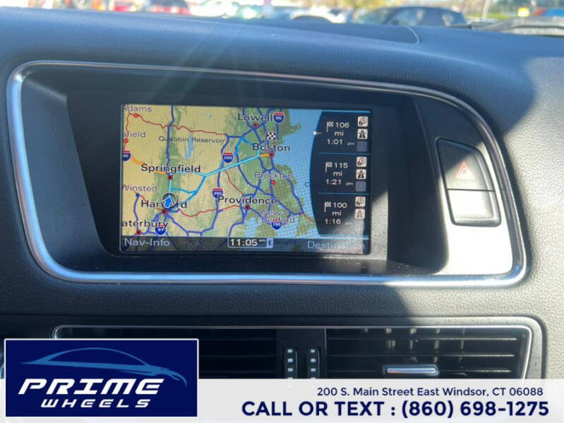 2011 Audi Q5 2.0T quattro Premium Plus