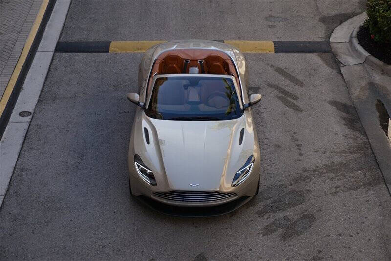 2019 Aston Martin DB11 Volante