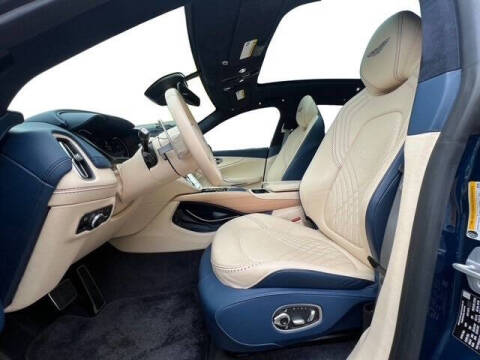 2021 Aston Martin DBX