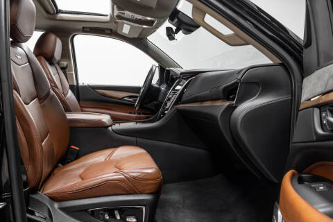 2020 Cadillac Escalade Luxury