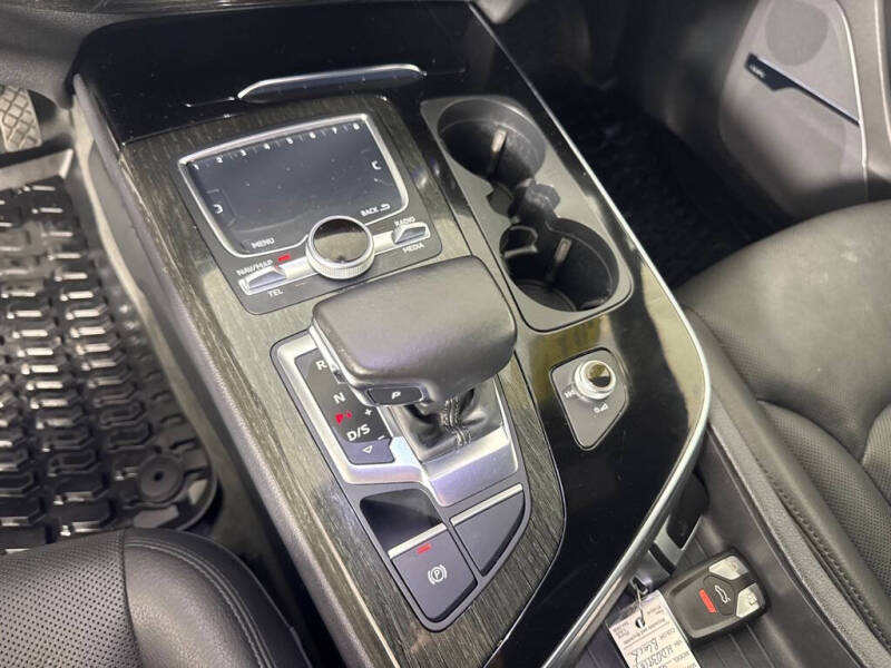 2017 Audi Q7 2.0T quattro Premium Plus