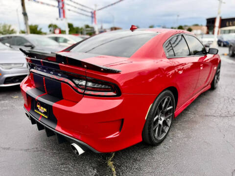2016 Dodge Charger R/T Scat Pack