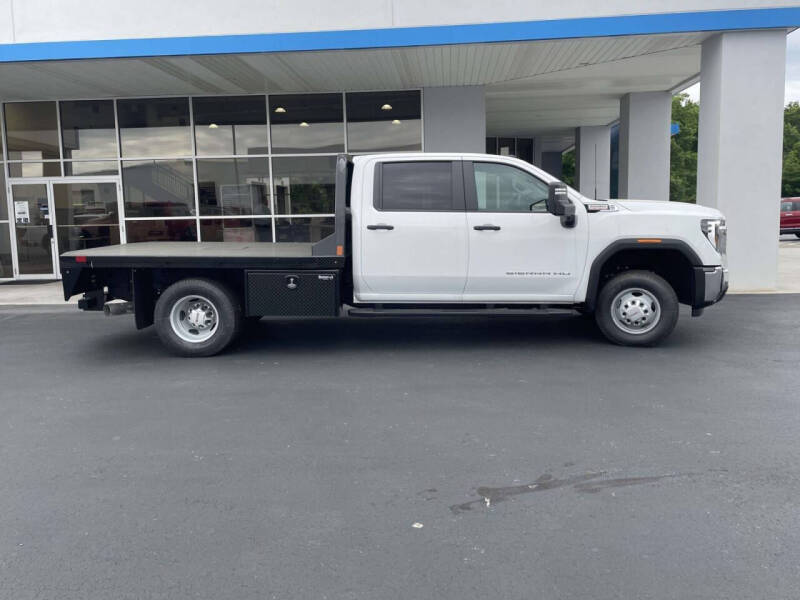 2026 GMC Sierra 3500HD CC Pro