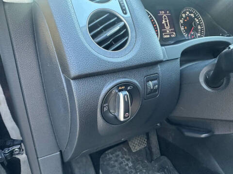 2017 Volkswagen Tiguan 2.0T SEL 4Motion