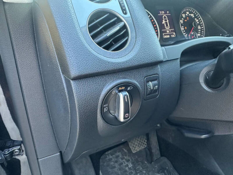 2017 Volkswagen Tiguan 2.0T SEL 4Motion