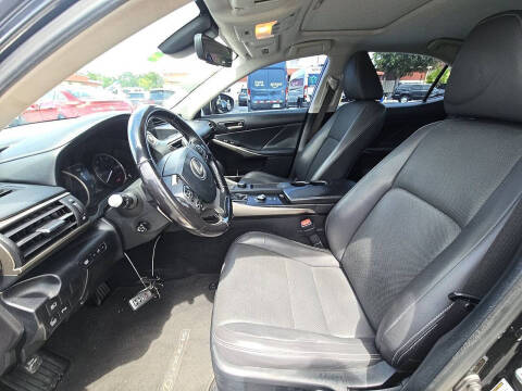 2019 Lexus IS 300