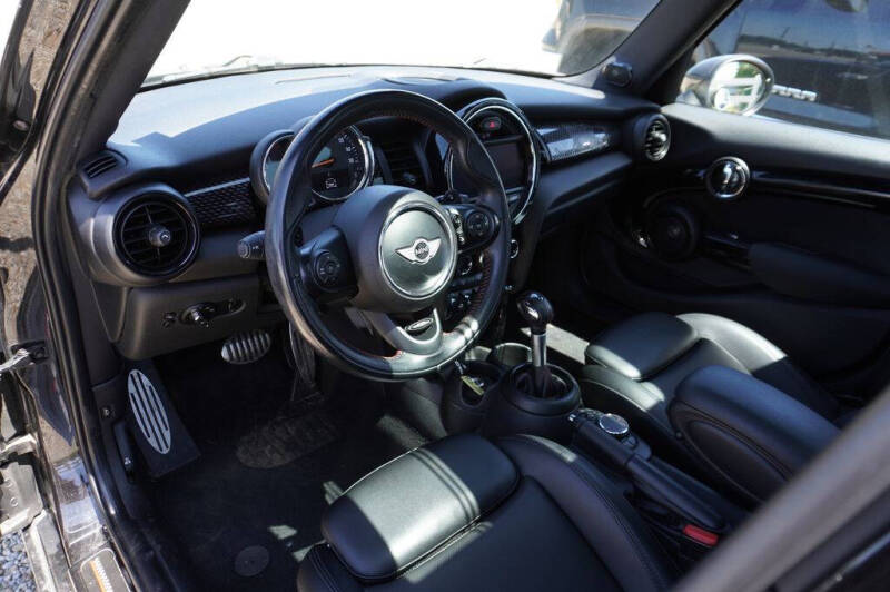 2018 MINI Hardtop 4 Door Cooper S