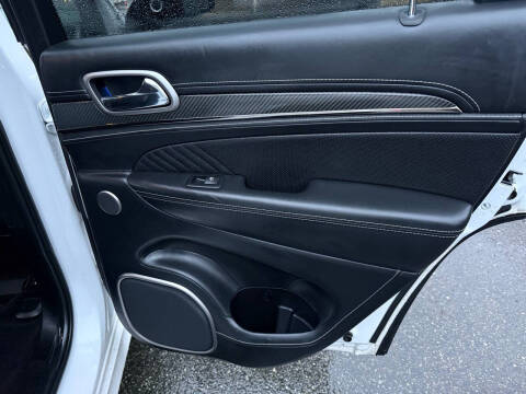 2017 Jeep Grand Cherokee SRT