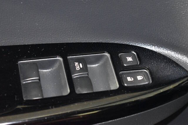 2024 Mitsubishi Eclipse Cross LE