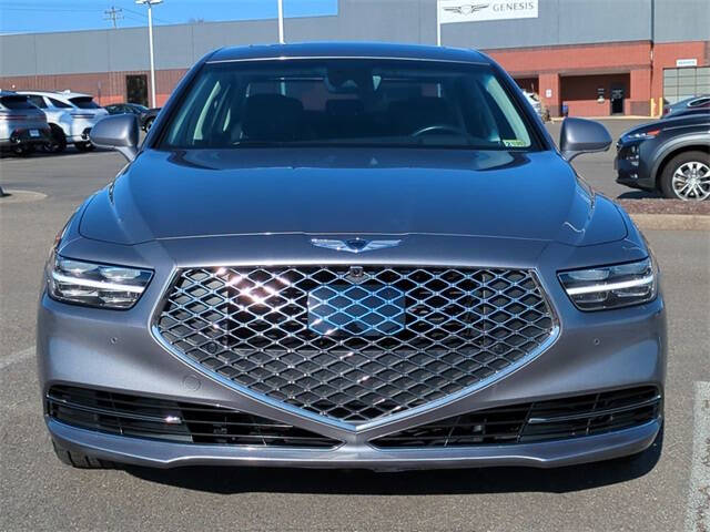 2021 Genesis G90
