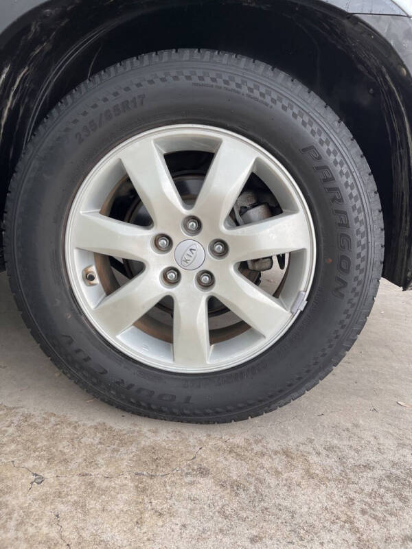 2011 Kia Sorento LX