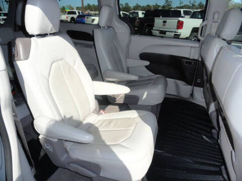 2021 Chrysler Pacifica Touring L