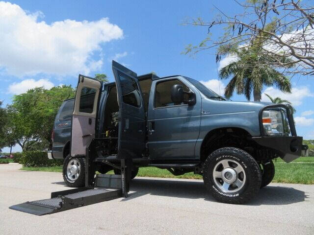 2013 Ford E-Series E-150 XLT