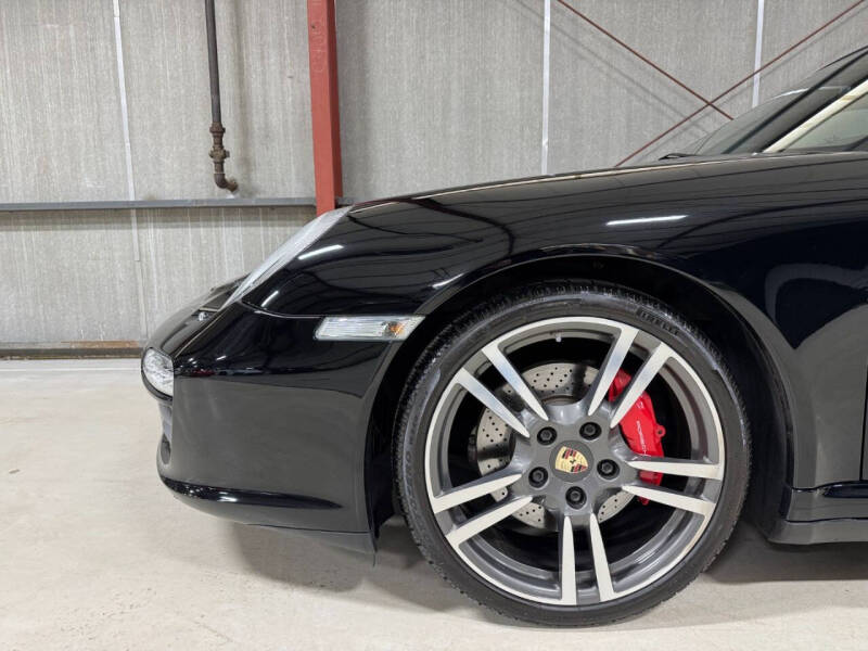 2012 Porsche 911 Carrera 4S