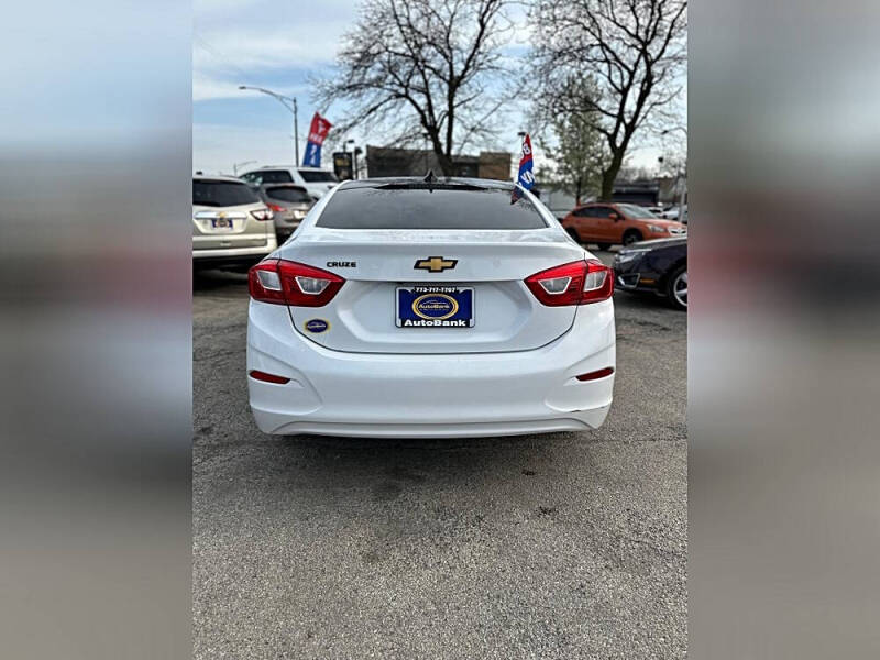 2017 Chevrolet Cruze LS Auto